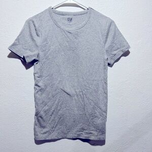 GAP Gray Short Sleeve Tee